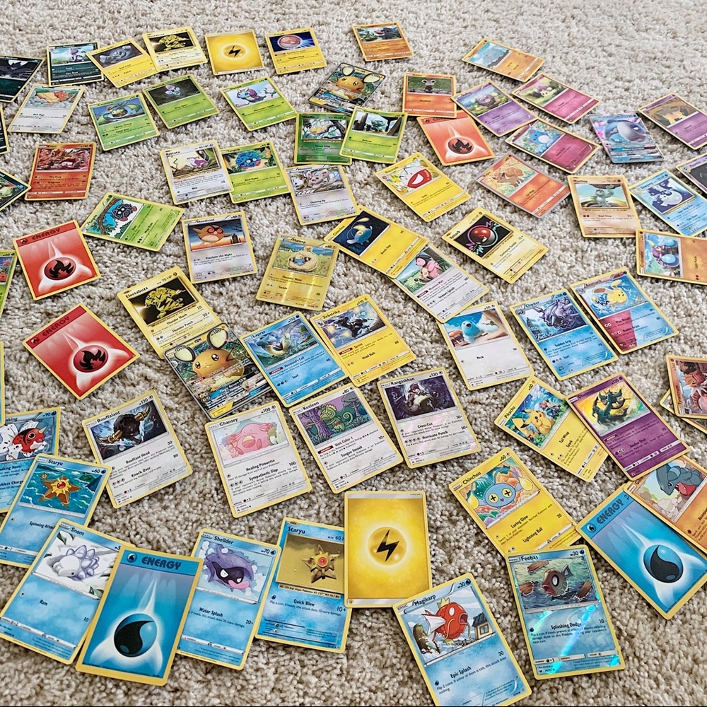 Pokémon Card Bundle of 77 cards